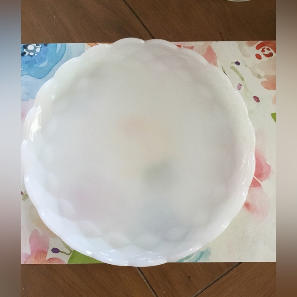 Vintage Milk Glass Round Plattter EUC